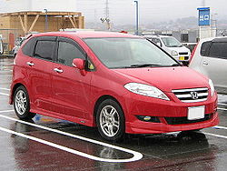 Honda-Edix-1st 2004-front.jpg