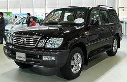 2005 Toyota Land Cruiser Cygnus (Japan)